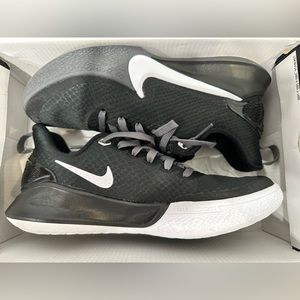 NIKE Basketball Shoes Mamba Focus TB Black/White-Dark Grey Men’s 4.5 Women’s 6